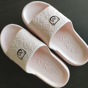 NEW Pink Adult Sandals Size 7-8